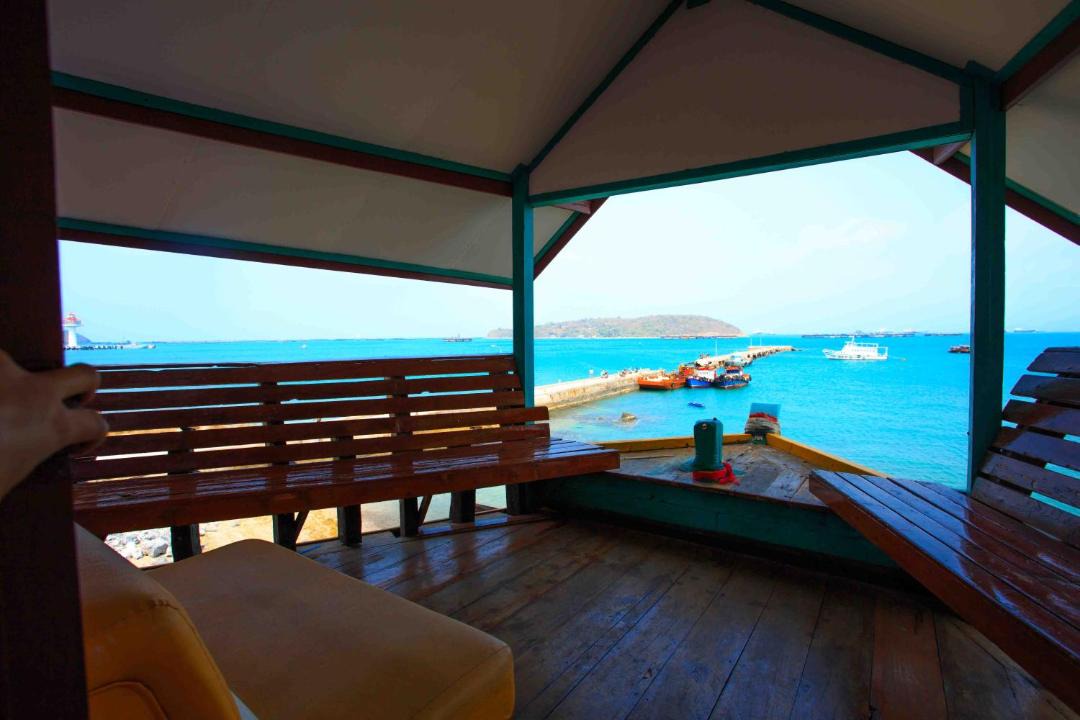 Photo of Patio Balcony in Ko Sichang