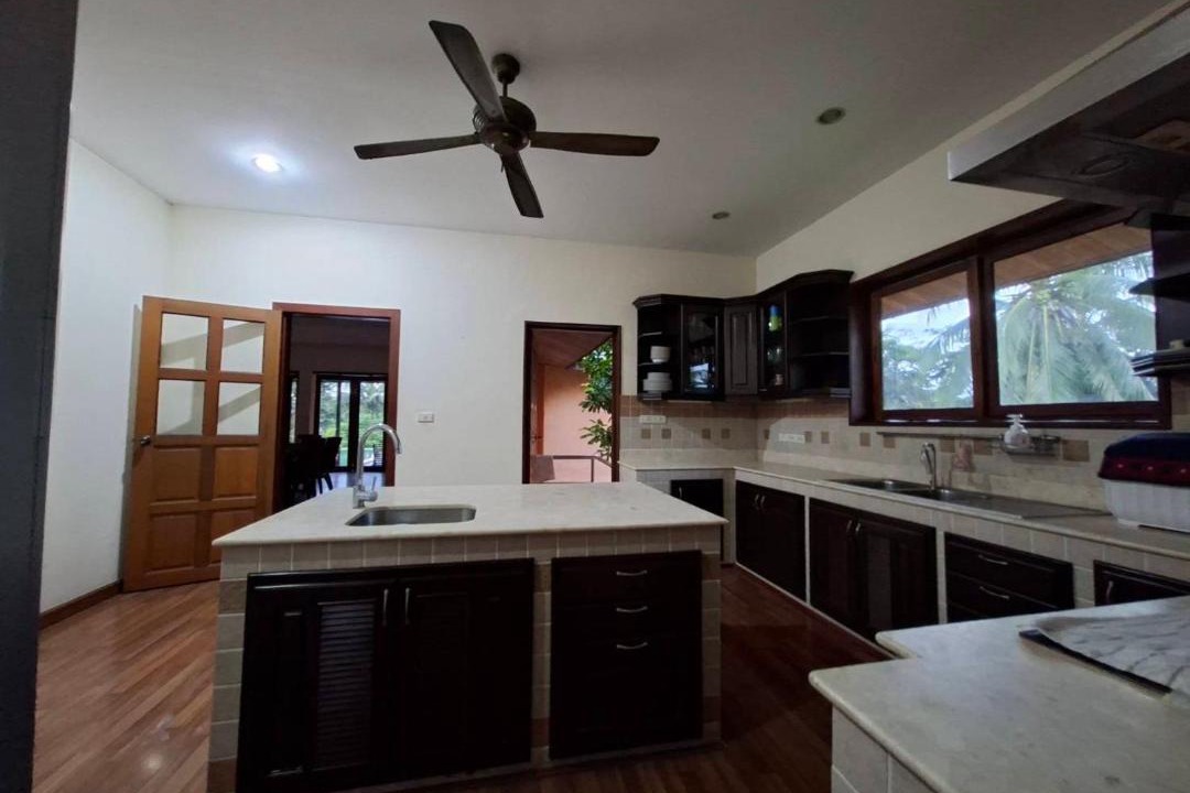 Photo of Kitchen in Pong