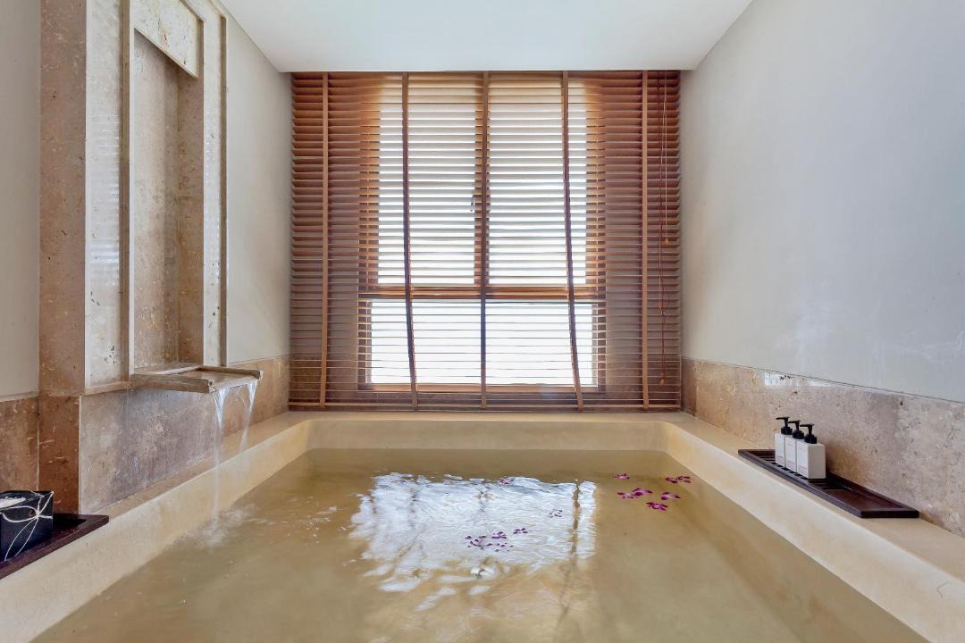 Photo of Bathroom in Laem Set