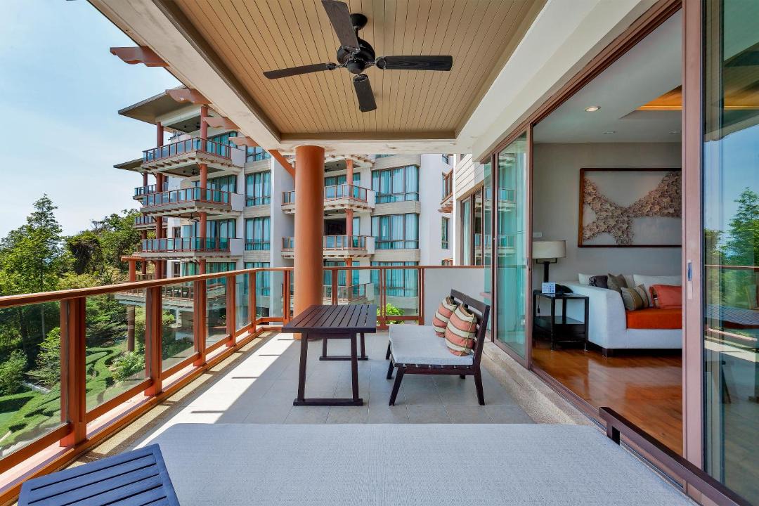 Photo of Patio Balcony in Laem Set