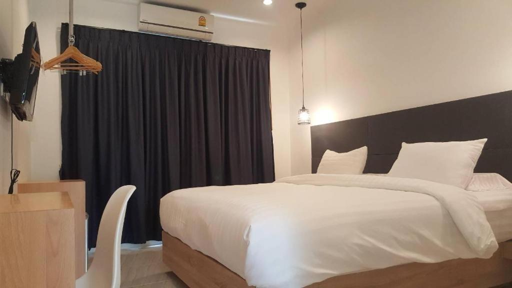 Photo of Bedroom in Nai Muang