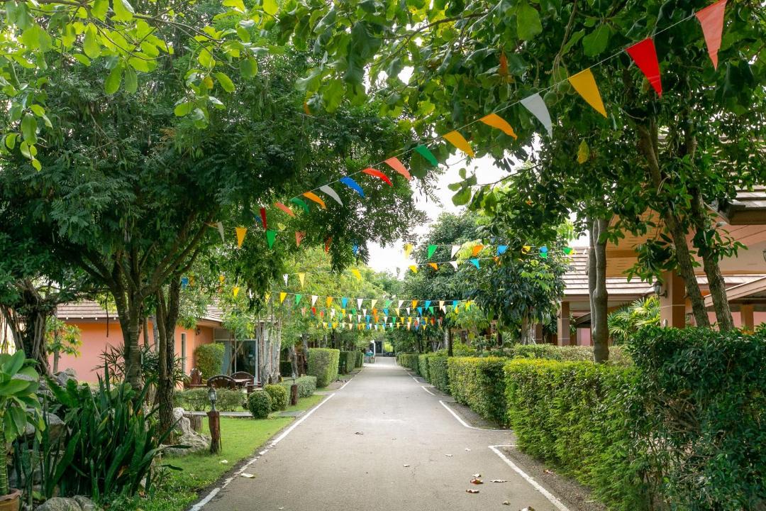 Photo of Others in Bang Kao