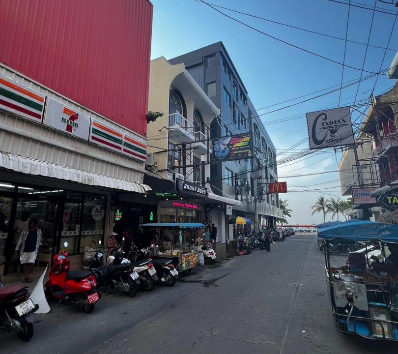 Photo of Others in Pattaya Bay