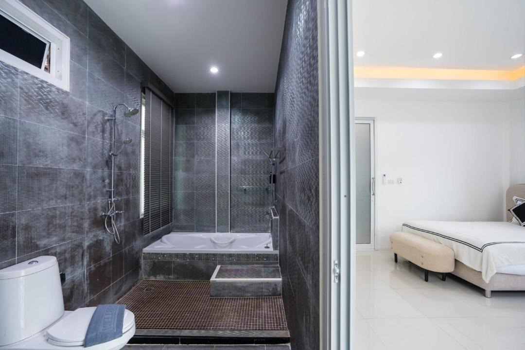 Photo of Bathroom in Huai Yai