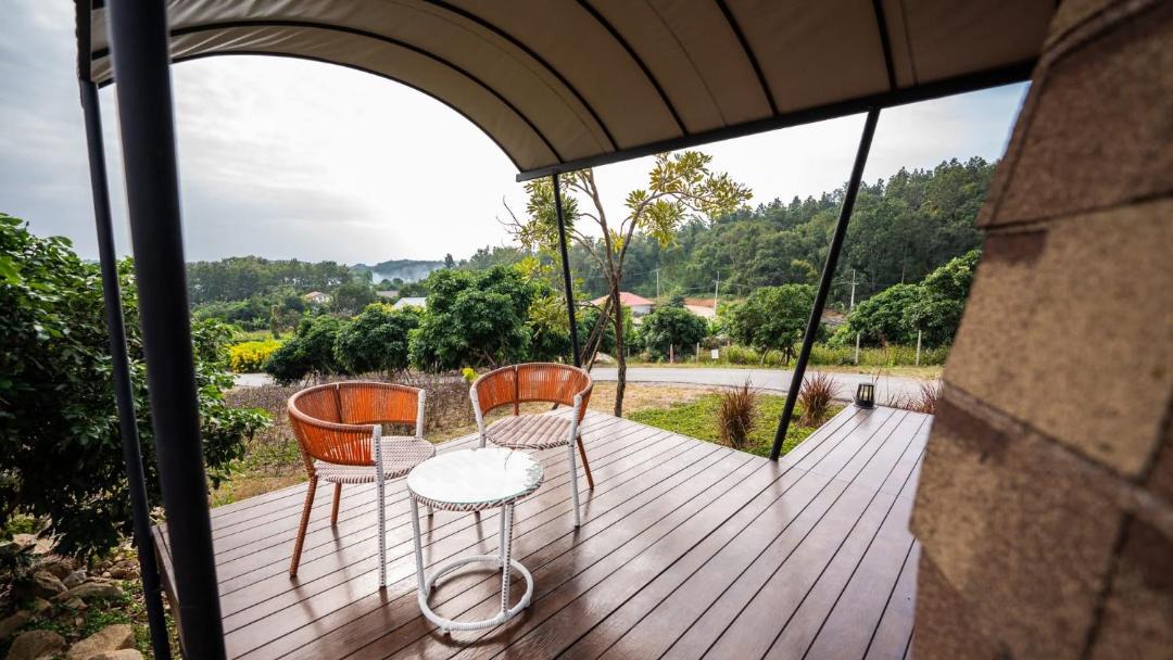 Photo of Patio Balcony in Mae Kon