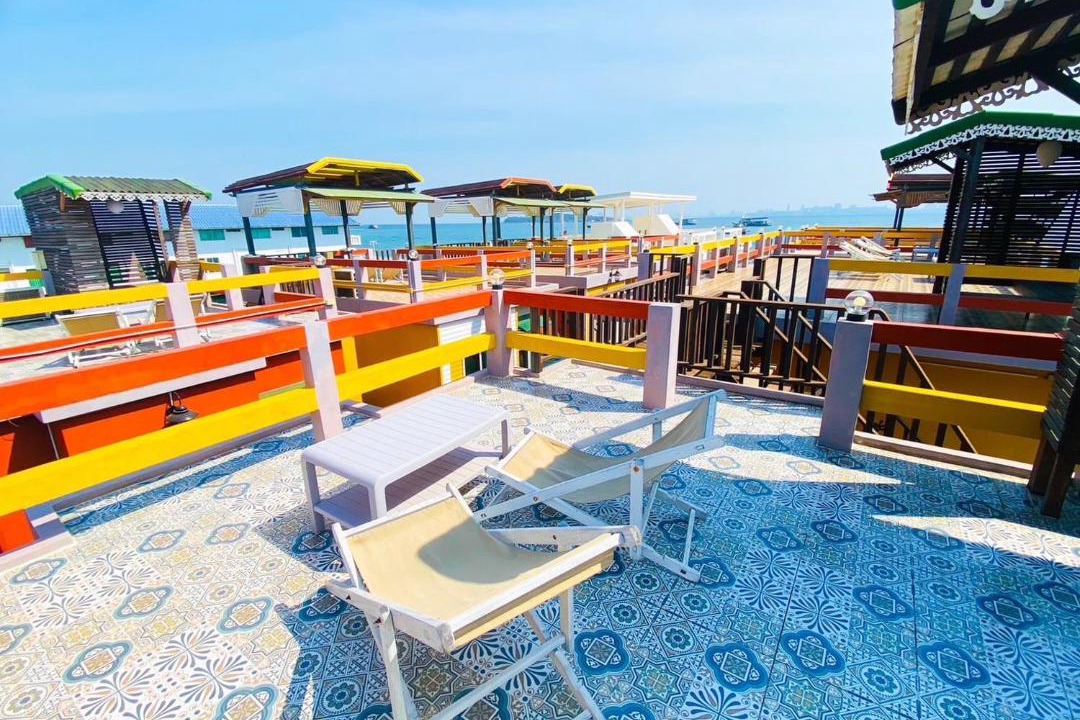 Photo of Others in Koh Lan