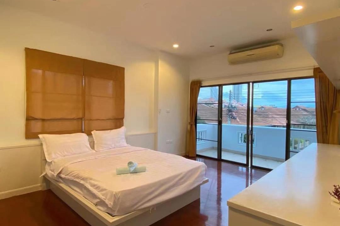 Photo of Bedroom in Na Kluea