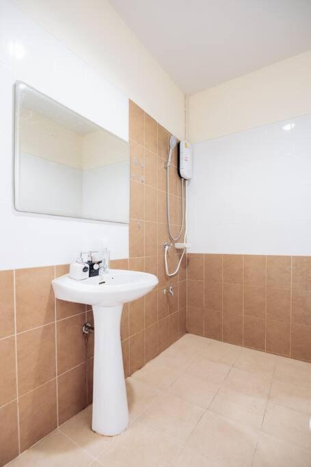 Photo of Bathroom in Khlong Hae