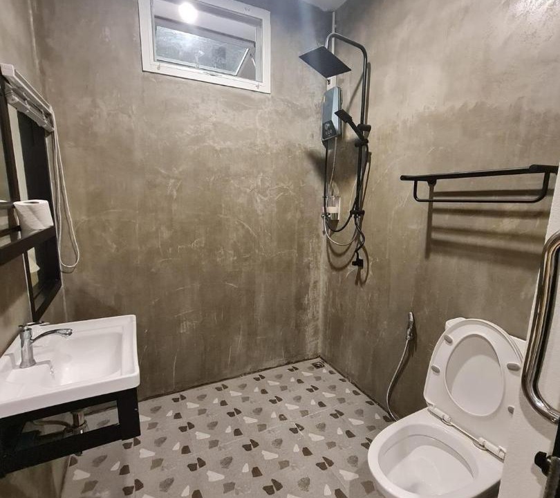 Photo of Bathroom in Huai Makhuea Som