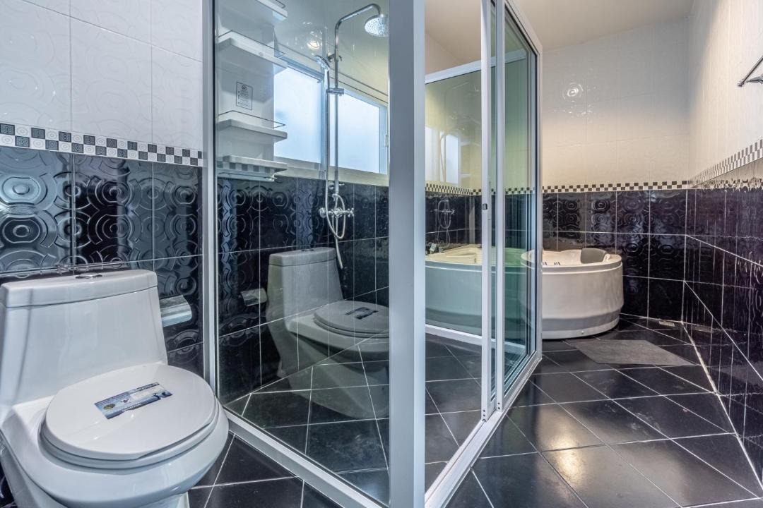 Photo of Bathroom in Nong Prue