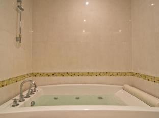 Photo of Bathroom in Pattaya Bay
