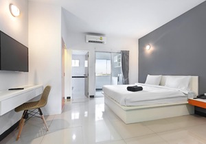D Varee Xpress Fullroom 77 Srinakarin in Bang Phli
