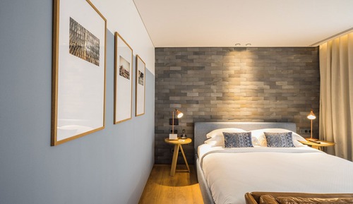 Junior Suite with Bathtub