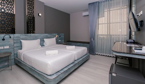 Standard Twin Room