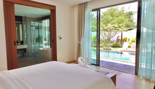 3 Bedroom Deluxe Garden Pool Villa
