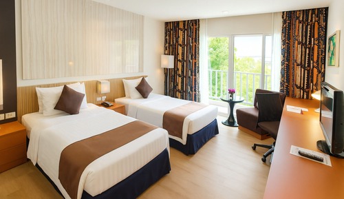 Deluxe Twin Room with Balcony