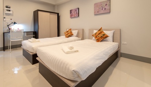 Standard Twin Room