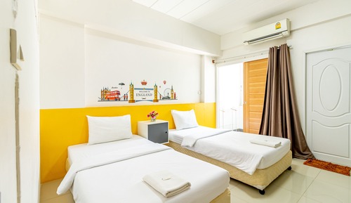 Standard Twin Room