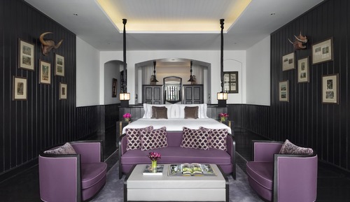 Premier River View Suite