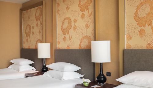 Superior Sky Triple Room