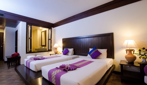 Deluxe Room, Pool View
