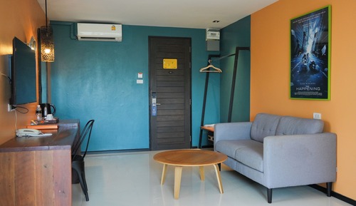 Deluxe Room, 1 King Bed, Balcony