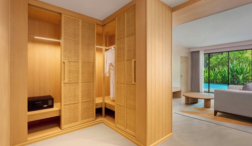 Suite, 2 Bedrooms, Pool Access