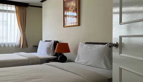 Executive Suite, 2 Twin Beds, Non Smoking, City View