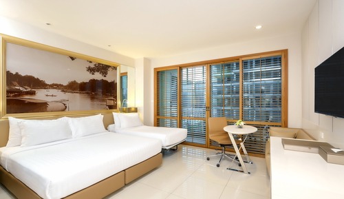 Deluxe Room with 1 Extra Bed