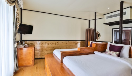 Standard Twin Room 