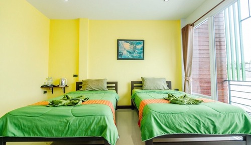 Standard Twin Room