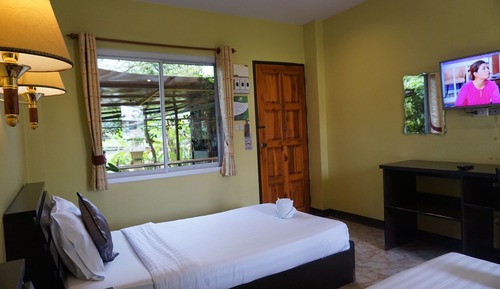 Standard Twin Room