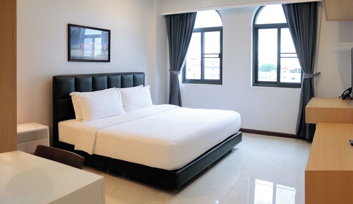 King Suite with Balcony