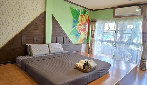 Deluxe Room with River view 