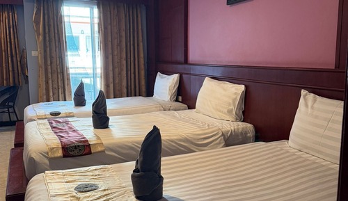 Family Studio, Multiple Beds, Balcony, City View