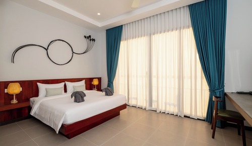 Luxury Villa, 5 Bedrooms, Balcony, Pool View