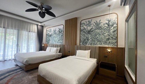 Deluxe Triple Room, Balcony, Garden View