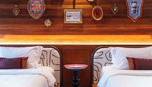 Deluxe Suite, 2 Twin Beds