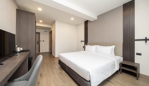 Superior Room, 1 King Bed, Non Smoking