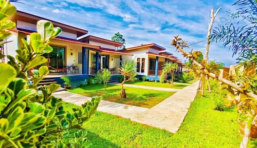Luxury Bungalow, Balcony, Garden View