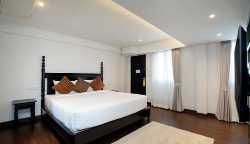 Suite, Canal View
