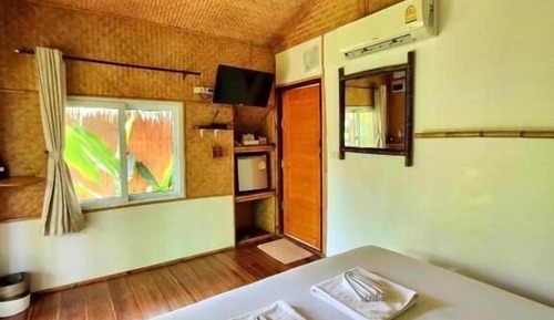 Seaview Cottage