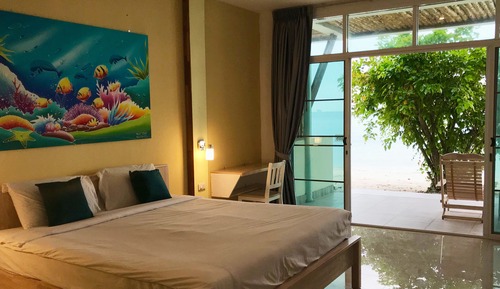 Beachfront Terrace Room