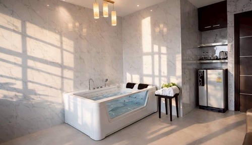 Honeymoon Suite