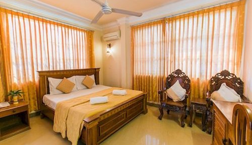 Standard Double or Twin Room (with A/C)