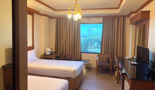 Deluxe Twin Room