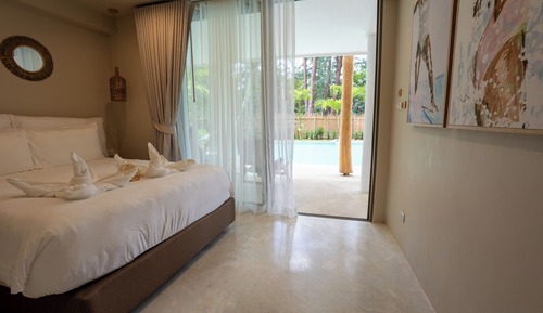 Room, 1 Queen Bed, Poolside