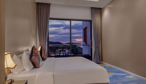 1 Bedroom Suite Sea View