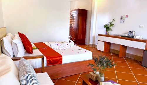 Deluxe Double Room, Garden View