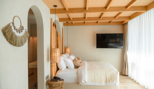 Panoramic Seaview Suite